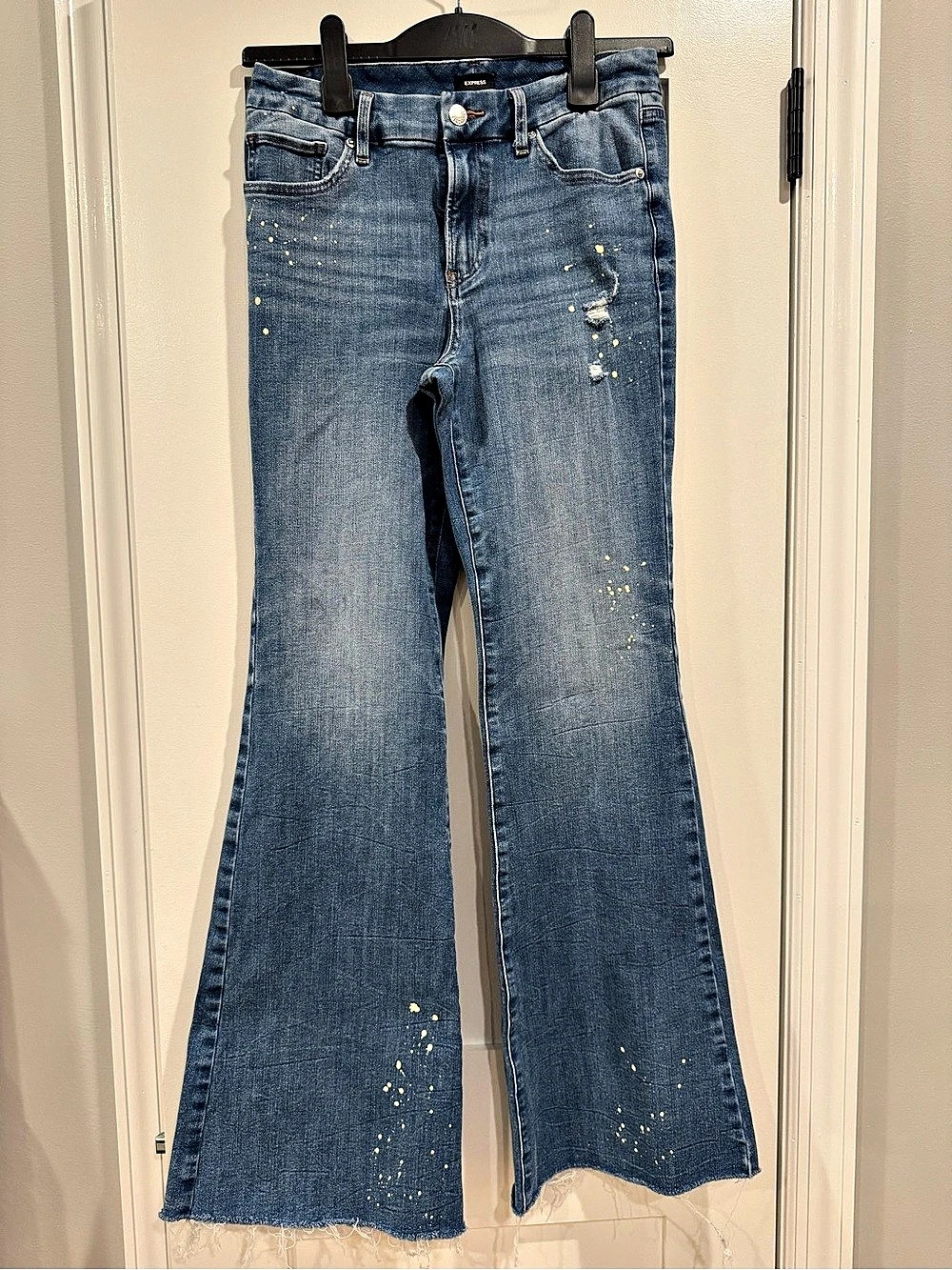 Express Mid Rise Medium Wash Splatter Paint 70s Flare Jeans